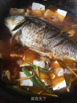 Braised Tofu with Crucian Carp recipe