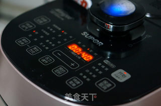 [yiwu] Soybean Stewed Pig's Feet recipe