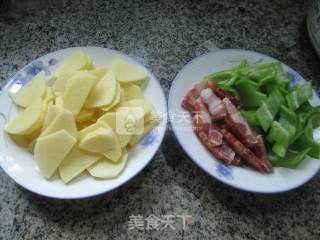 Stir-fried Potatoes with Pepper Bacon recipe