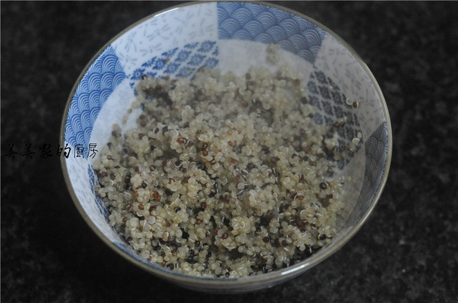 Quinoa and Sago Small Meatballs recipe