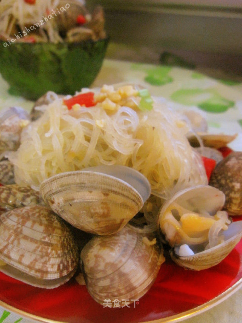 Stir-fried Clams with Garlic Vermicelli recipe