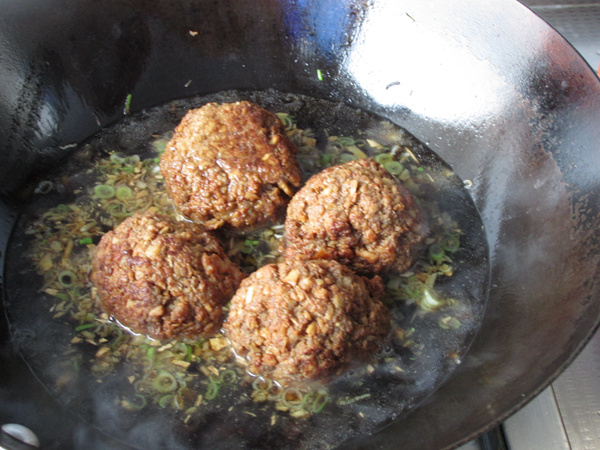 Meat Ball with Soy Sauce recipe