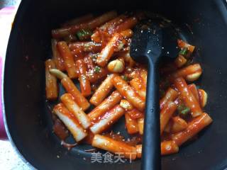 Korean Spicy Stir-fried Rice Cake recipe