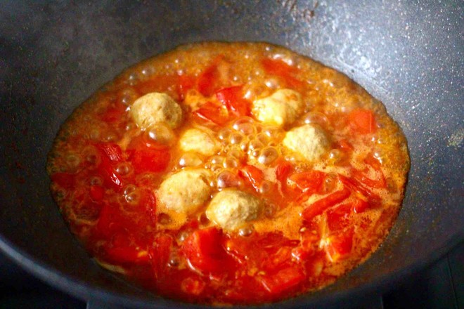 Curry Tomato Meatballs Topped with Rice recipe
