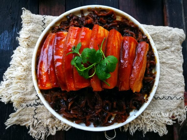 Pork with Dried Plums and Vegetables recipe