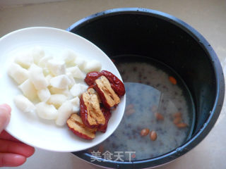 Water Chestnuts and Red Dates Porridge recipe