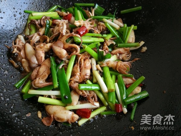 Squid with Tempeh and Green Onion recipe