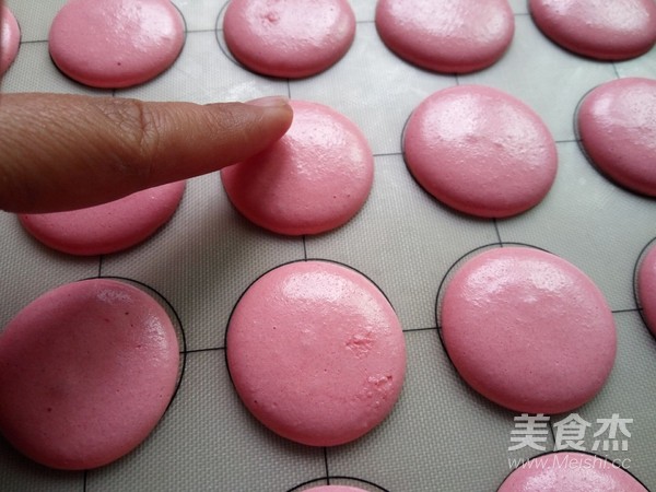 French Macarons-the Winning Work of The 2nd Lezhong Baking Competition recipe