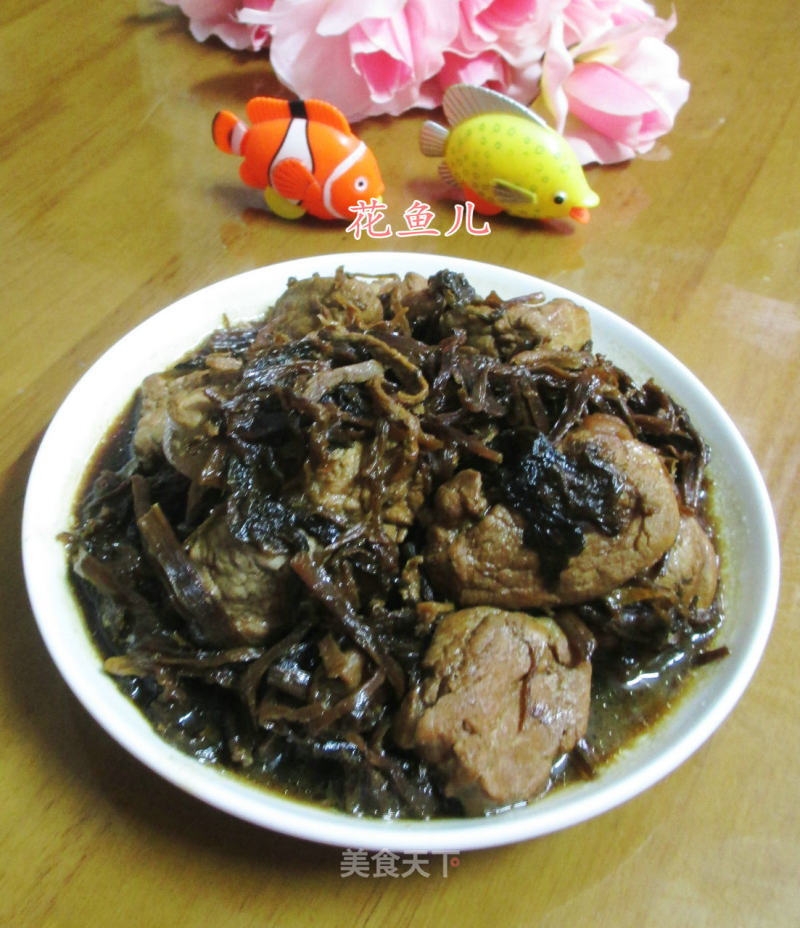 Roasted Tenderloin with Bamboo Shoots and Dried Vegetables recipe