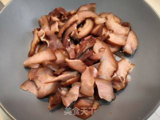 Fried Pig's Mouth with Hot Pepper recipe