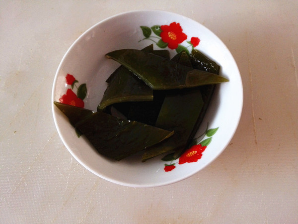 One Person Eating Sea Cucumber Small Hot Pot recipe