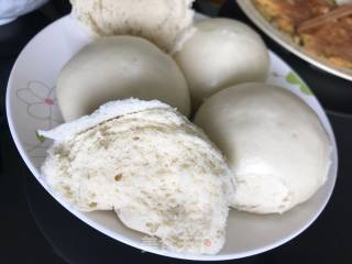 Yeast Old Noodle Buns recipe