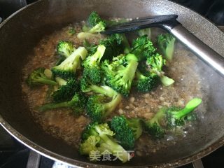 Broccoli Stuffed Shiitake Mushrooms recipe