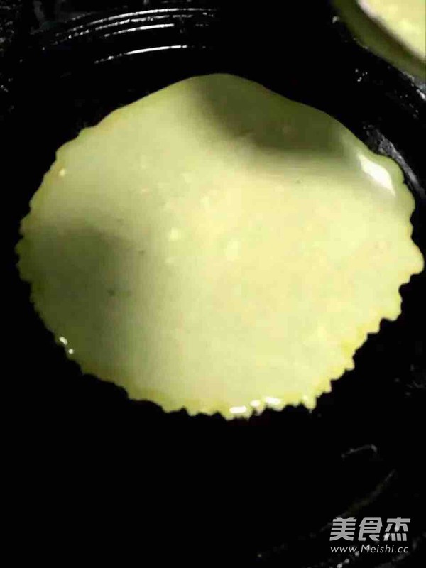 Pancakes with Green Sauce recipe