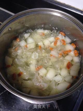 Tremella and Sydney Soup recipe
