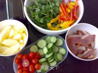 Smoked Duck with Fruit and Vegetable Salad recipe