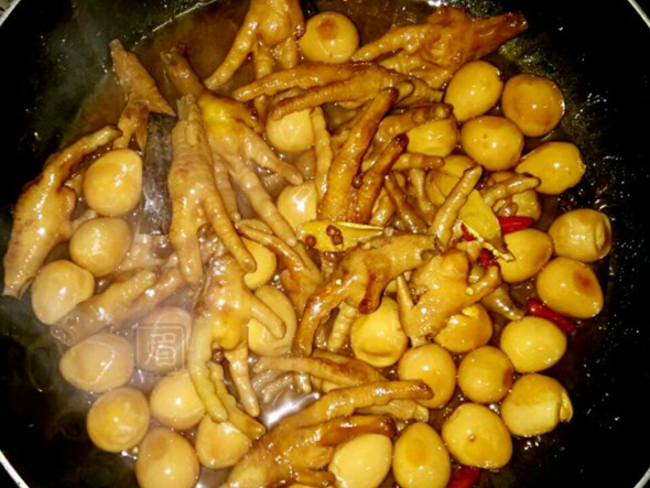 Marinated Chicken Feet & Quail Eggs recipe