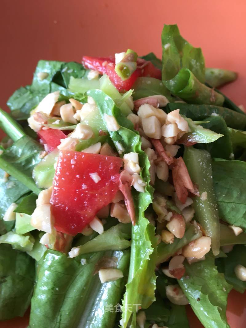 Peanuts Mixed with Lettuce recipe