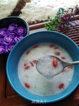 Braised Snow Swallow and Snow Lotus Seed in Coconut Milk recipe