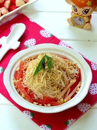 Cool Noodles with Mixed Fruits and Chicken Shredded Chicken