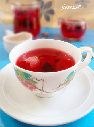 Rose Rose Tea with Honey Rose recipe