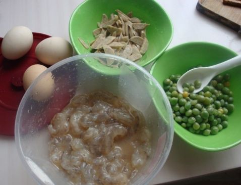 Fried Rice with Shrimp, Fish Ball and Egg recipe