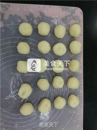 #aca烤明星大赛#special Egg Yolk Cake for Dragon Boat Festival recipe