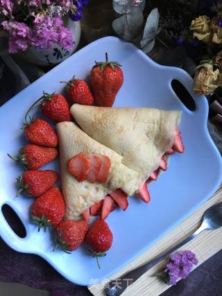 Strawberry Crepes recipe