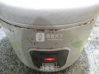 Glutinous Rice Dumplings with Peanuts and Raisins recipe