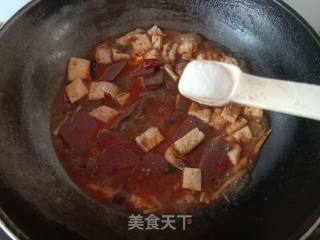 Lean Pork with Tofu and Pork Blood recipe