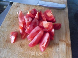 Stir-fried Shrimp with Fungus and Tomato recipe