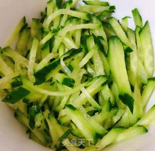 Cold Water Radish and Cucumber Shreds#凉菜# recipe