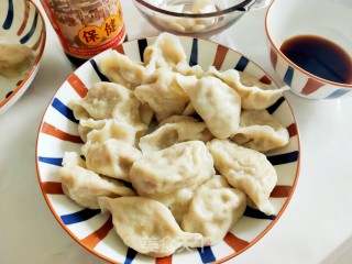 Pork Shrimp and Cabbage Dumplings recipe