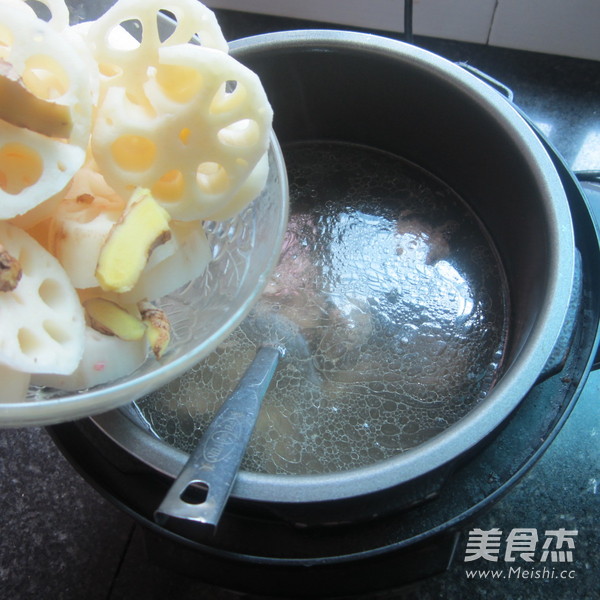 Lao Duck Stewed Lotus Root recipe