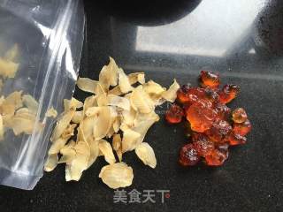 Peach Gum Lily Fruit Fishing recipe