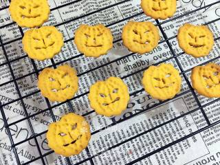 Halloween Pumpkin Funny Face Cookies recipe