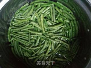 Beans with Tahini Sauce recipe