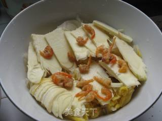 Winter Bamboo Shoots and Pickled Vegetable Soup recipe