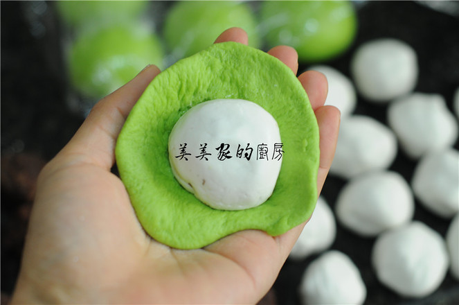 Japanese Red Bean Mochi Buns recipe