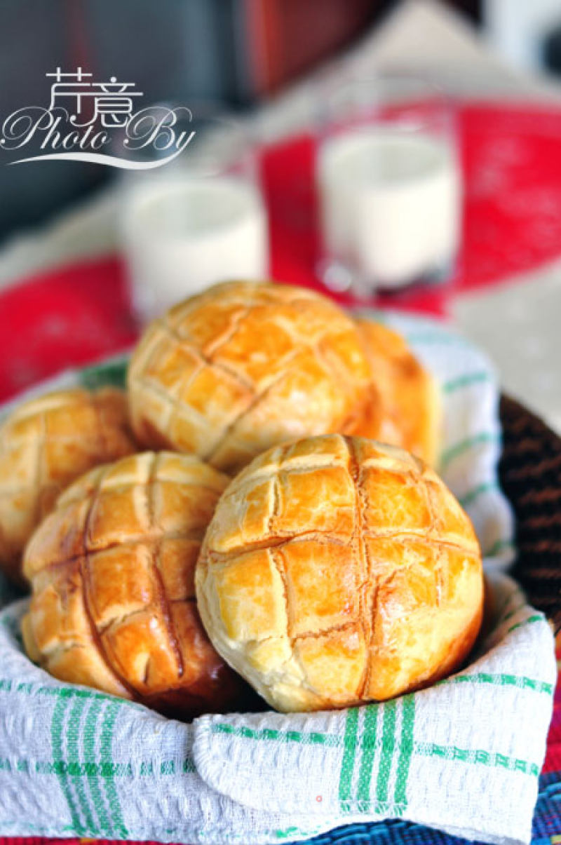 Soup Type Pineapple Bun recipe