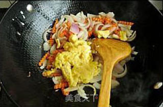 Scrambled Eggs with Onions and Carrots recipe