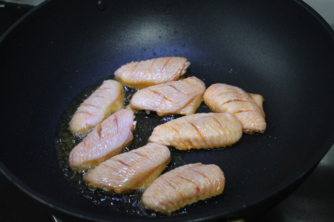 Orleans Fried Chicken Wings recipe