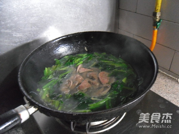 Vermicelli, Spinach and Pig Liver Soup recipe