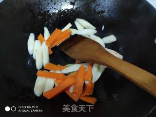 Stir-fried Sausage with Iron Bar and Yam recipe