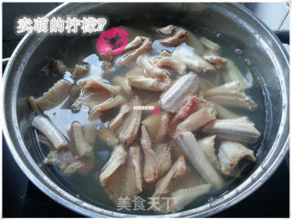 The Woman Who Can Drink Soup is The Most Beautiful-the Healthy and Beautiful Snake Soup in Summer recipe