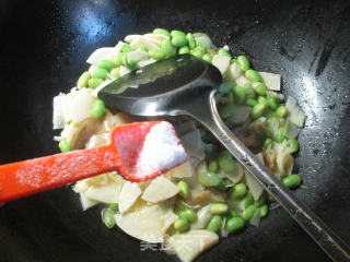 Stir-fried Edamame with Mustard and Bamboo Shoots recipe
