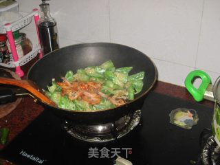 Loofah Stir-fried Shrimp recipe