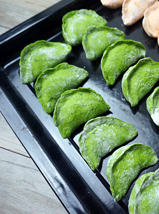 Two-color Fennel Pork Dumplings recipe