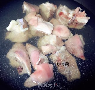 Soy Braised Pig's Trotters#肉肉厨 recipe