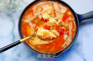 Tomato and Enoki Mushroom Tofu Soup recipe